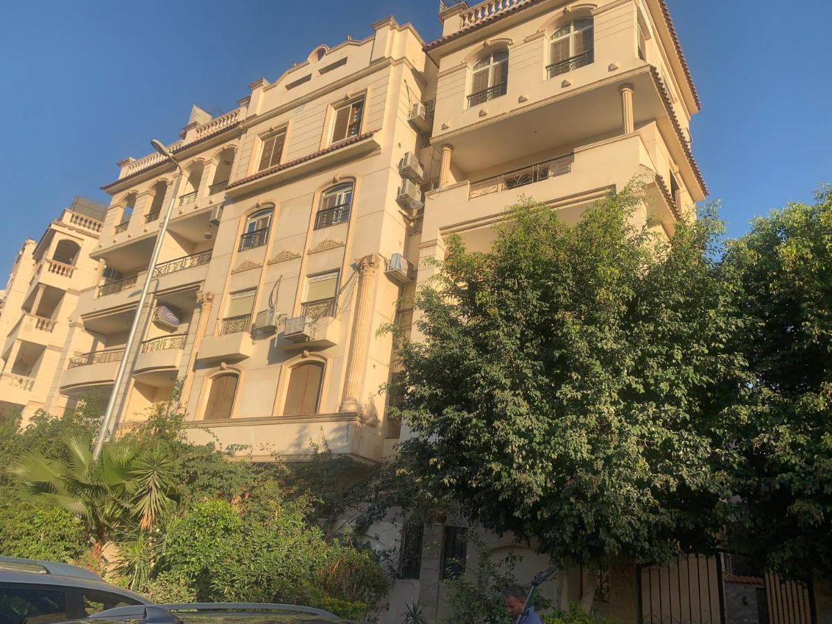 Apartment With A Private Garden In New Кайро Екстериор снимка
